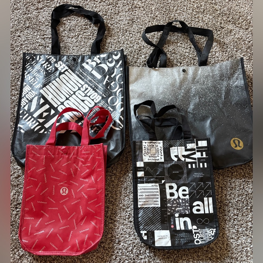 Bundle of 4 Lululemon reusable shopping Tote Bag Set - Red and Black